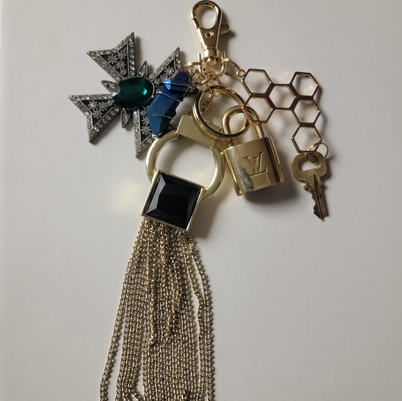 Louis Vuitton lock & key - Picture 6 of 17